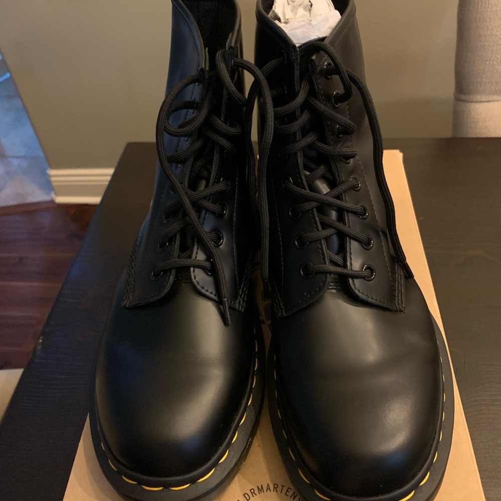 1460 Doc Martens